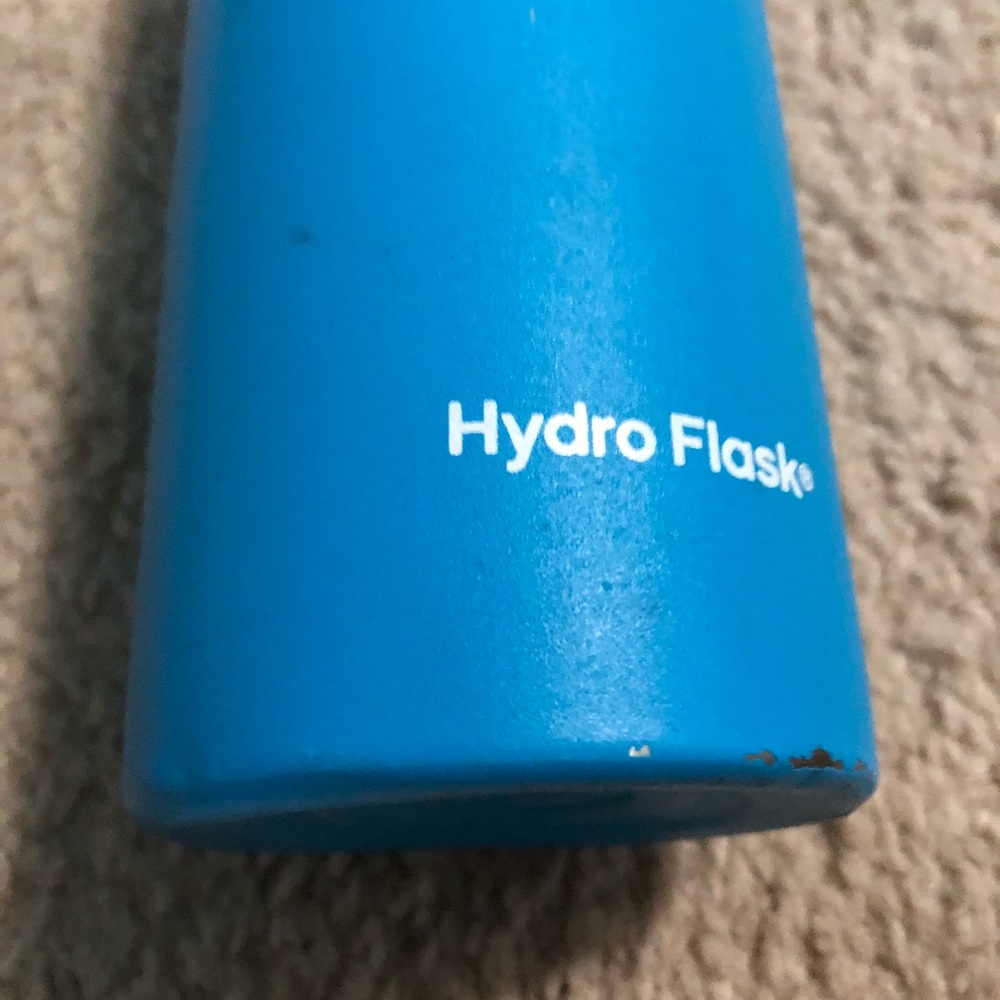 Blue hydroflask